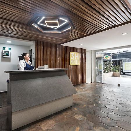 Hotel Simon 麦德林 外观 照片